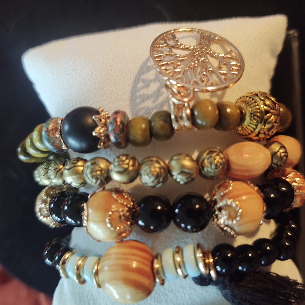Gold and Black Beaded Bracelet Set
